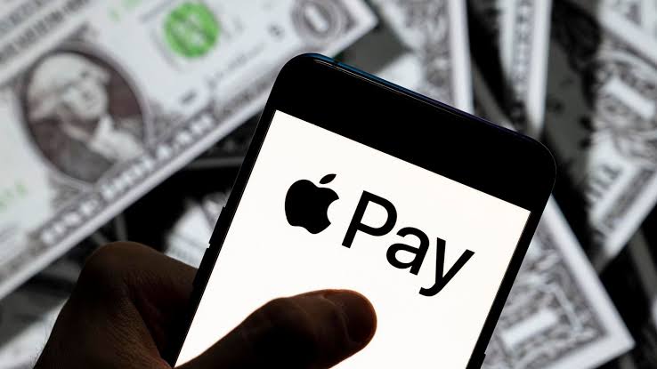 Step-By-Step Guide to Using Apple Pay at a Store