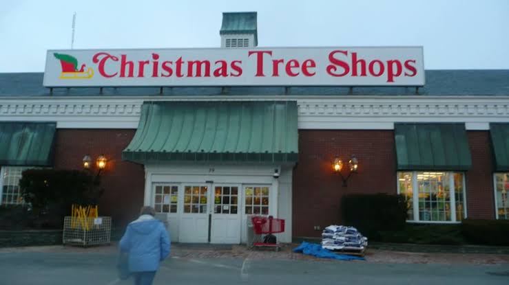 How to Locate the Cheapest Christmas Tree Shop Near You